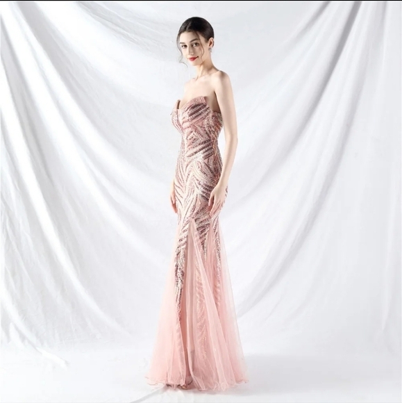 Pink, Striped Print,  Backless,  Sleeveless,  Contrast Sequined Mermaid … - Picture 8 of 16